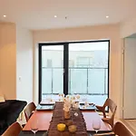 Center Ocean View Apartman