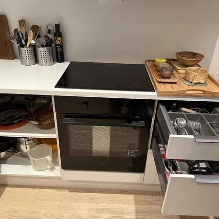 Center Ocean View Apartment *